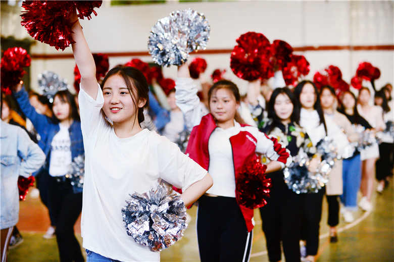 专题报道第二期丨南充市第二届中等职业学校学生田径锦标赛开幕式篇