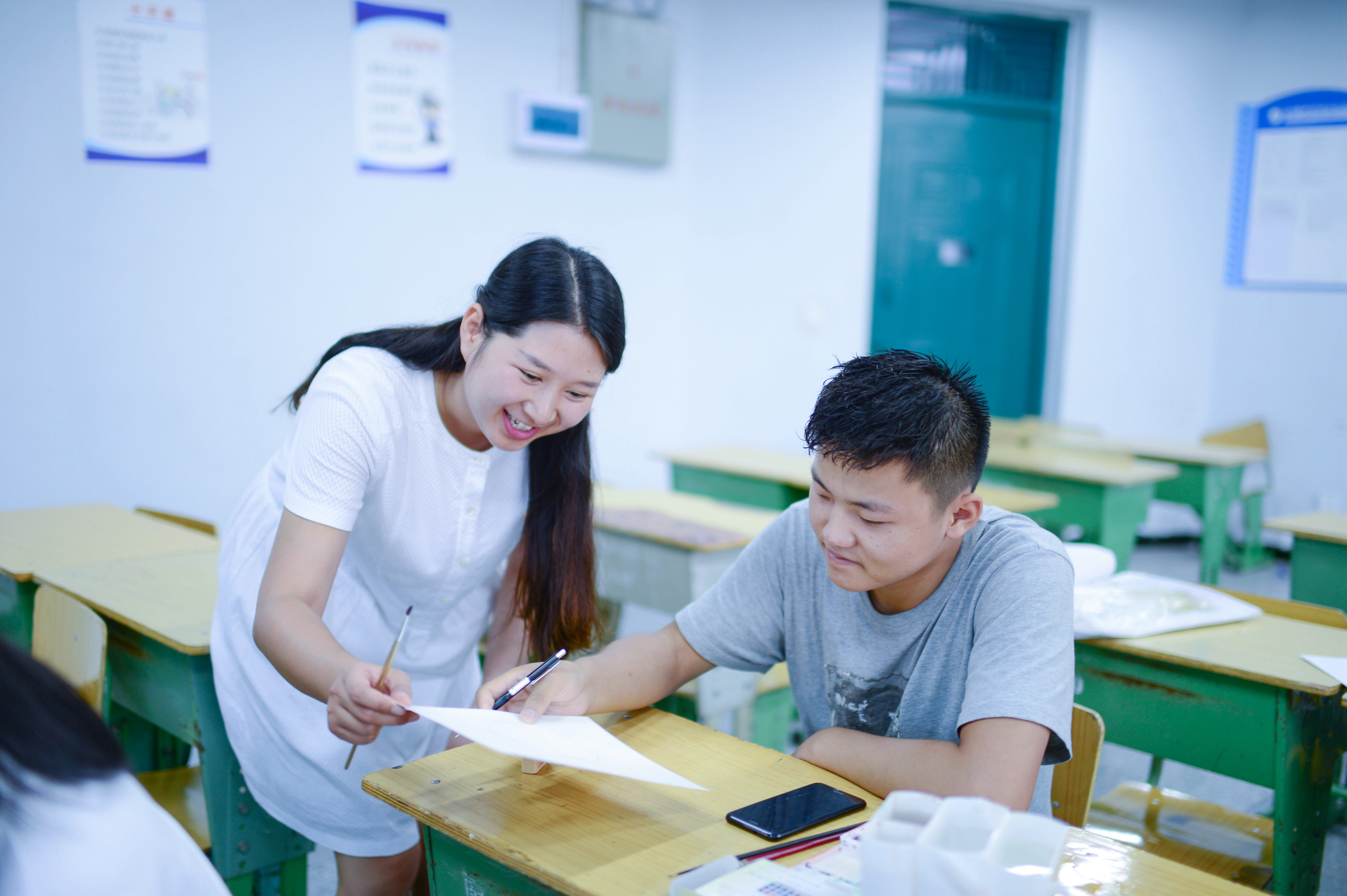 魅力选修课第十一期之水彩课堂上的孩子们